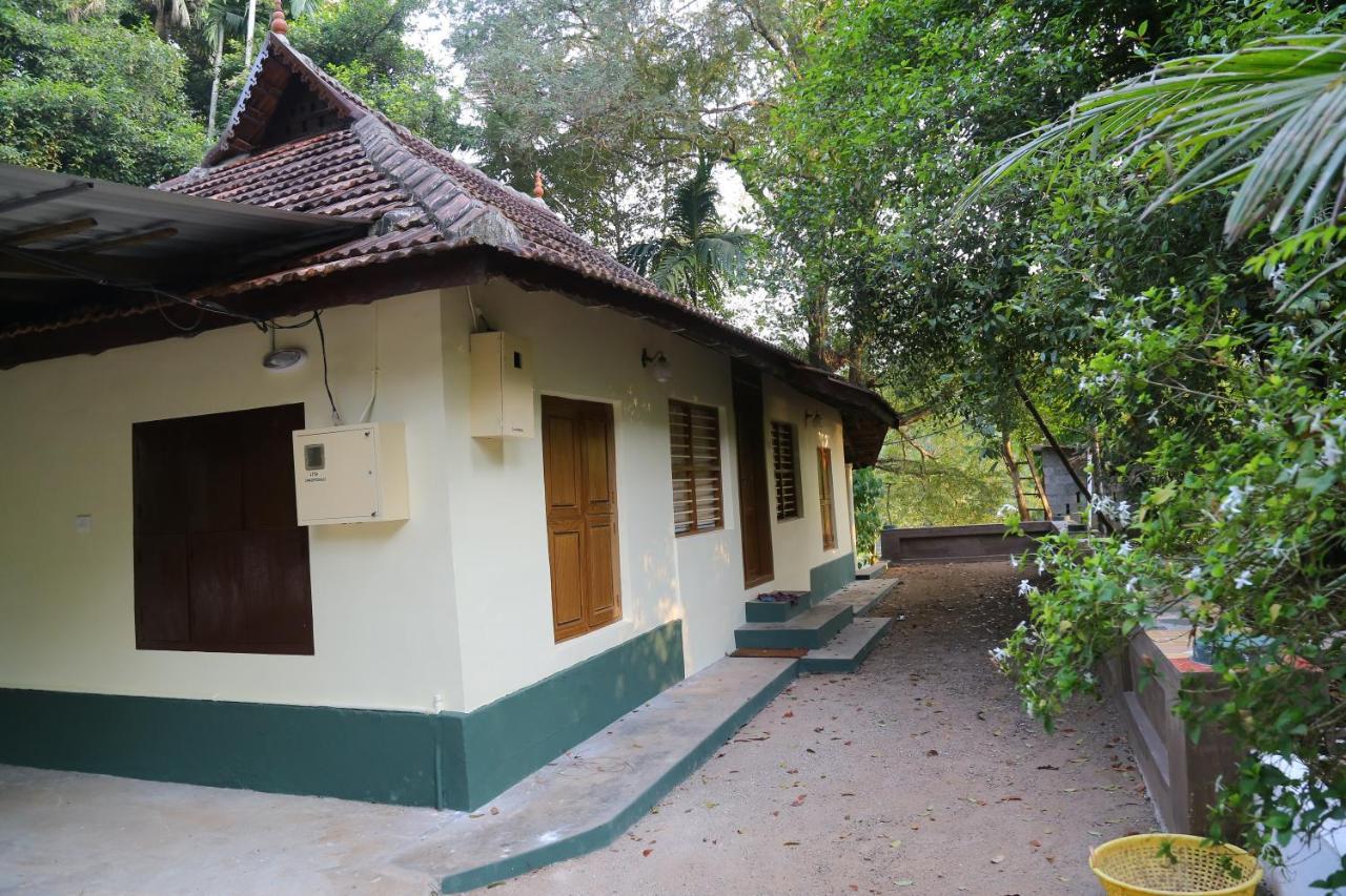 The Mana-Heritage Stay - Chengazhimattam Mana Kottayam Dış mekan fotoğraf