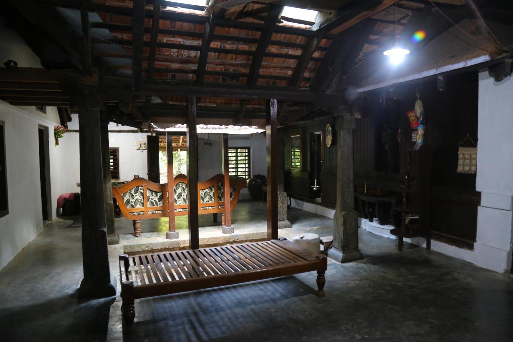 The Mana-Heritage Stay - Chengazhimattam Mana Kottayam Dış mekan fotoğraf